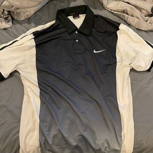 Nike Tiger Woods Golf Shirt TW Size Medium black and white